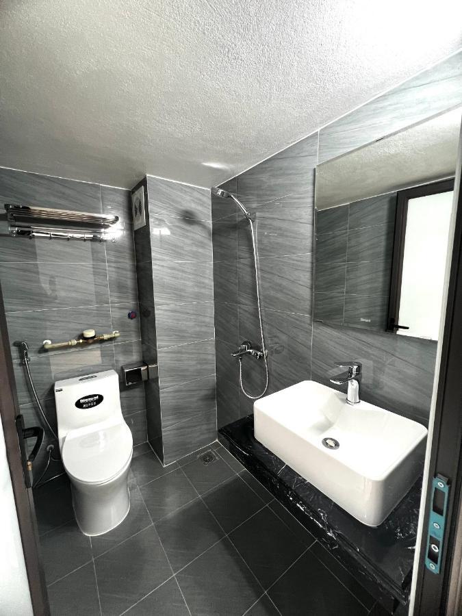 Era Apartment Tran Thai Tong ハノイ市 エクステリア 写真
