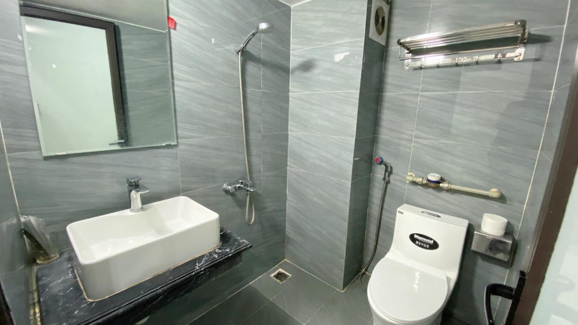 Era Apartment Tran Thai Tong ハノイ市 エクステリア 写真